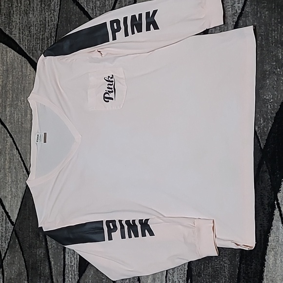VS PINK 2016 CAMPUS FIT LOGO V-NECK LONG-SLEEVE TEE-SHIRT LIGHT PINK - Picture 1 of 15